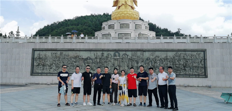 湘能楚天-2019年营销雷火·竞技(中国区)电竞官网出游